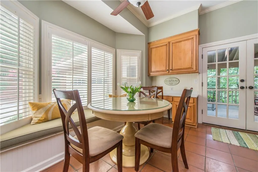 635 Idlewood Drive Nw, Sandy Springs, Georgia 30327, 5 Bedrooms Bedrooms, ,4 BathroomsBathrooms,Residential,Sold,635 Idlewood Drive Nw,5719772