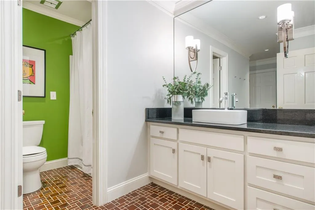 635 Idlewood Drive Nw, Sandy Springs, Georgia 30327, 5 Bedrooms Bedrooms, ,4 BathroomsBathrooms,Residential,Sold,635 Idlewood Drive Nw,5719772
