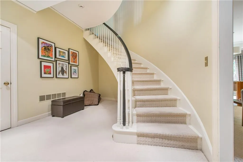 635 Idlewood Drive Nw, Sandy Springs, Georgia 30327, 5 Bedrooms Bedrooms, ,4 BathroomsBathrooms,Residential,Sold,635 Idlewood Drive Nw,5719772