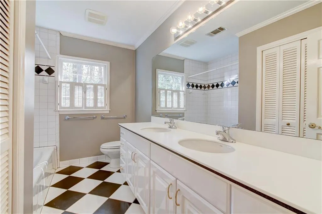 1080 Mountain Creek Trail, Atlanta, Georgia 30328, 5 Bedrooms Bedrooms, ,3 BathroomsBathrooms,Residential,Sold,1080 Mountain Creek Trail,6502130