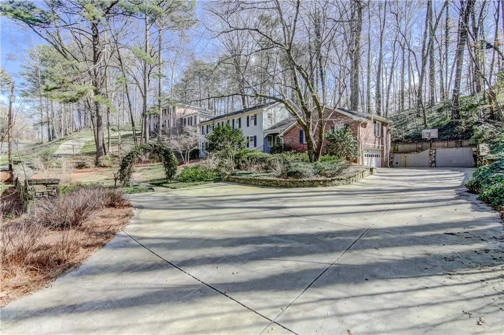 1080 Mountain Creek Trail, Atlanta, Georgia 30328, 5 Bedrooms Bedrooms, ,3 BathroomsBathrooms,Residential,Sold,1080 Mountain Creek Trail,6502130