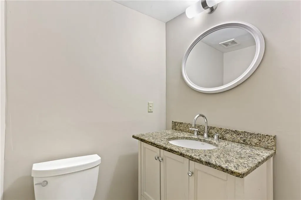6100 Blackwater Trail, Atlanta, Georgia 30328, 5 Bedrooms Bedrooms, ,3 BathroomsBathrooms,Residential,Sold,6100 Blackwater Trail,6958791