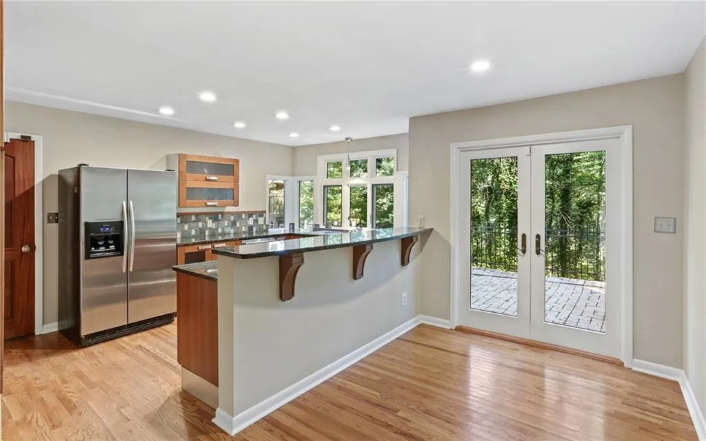 6100 Blackwater Trail, Atlanta, Georgia 30328, 5 Bedrooms Bedrooms, ,3 BathroomsBathrooms,Residential,Sold,6100 Blackwater Trail,6958791