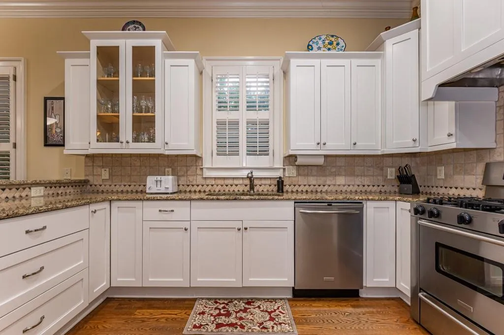 148 Spruell Springs Road Ne, Atlanta, Georgia 30342, 4 Bedrooms Bedrooms, ,3 BathroomsBathrooms,Residential,Sold,148 Spruell Springs Road Ne,6827863