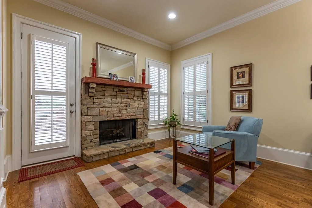 148 Spruell Springs Road Ne, Atlanta, Georgia 30342, 4 Bedrooms Bedrooms, ,3 BathroomsBathrooms,Residential,Sold,148 Spruell Springs Road Ne,6827863