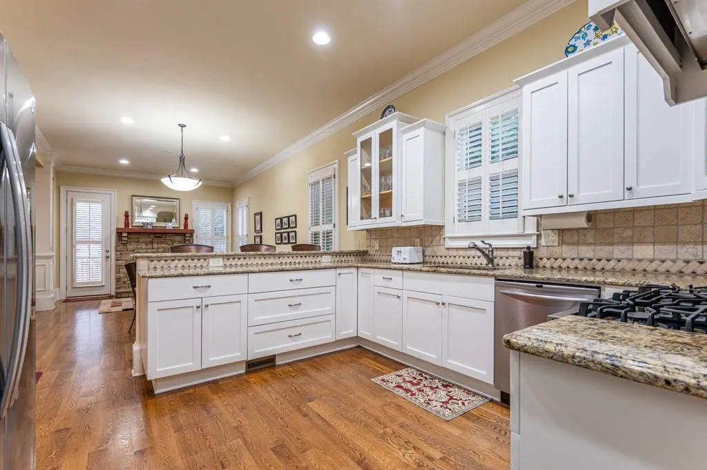 148 Spruell Springs Road Ne, Atlanta, Georgia 30342, 4 Bedrooms Bedrooms, ,3 BathroomsBathrooms,Residential,Sold,148 Spruell Springs Road Ne,6827863