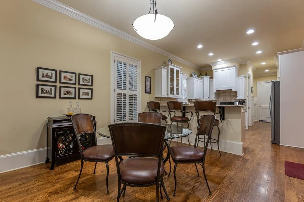 148 Spruell Springs Road Ne, Atlanta, Georgia 30342, 4 Bedrooms Bedrooms, ,3 BathroomsBathrooms,Residential,Sold,148 Spruell Springs Road Ne,6827863