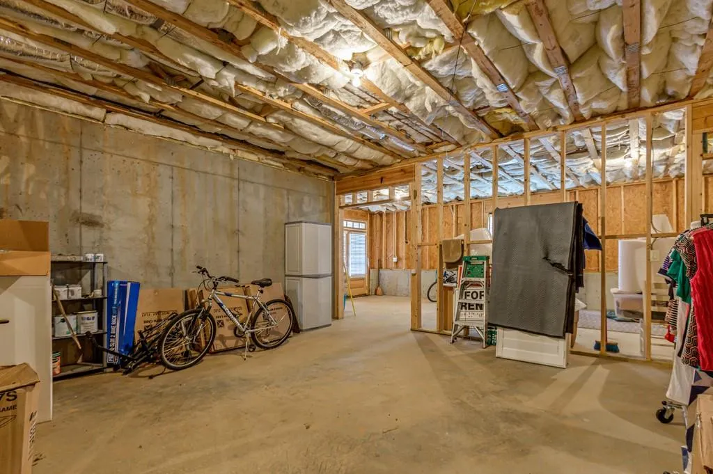 148 Spruell Springs Road Ne, Atlanta, Georgia 30342, 4 Bedrooms Bedrooms, ,3 BathroomsBathrooms,Residential,Sold,148 Spruell Springs Road Ne,6827863