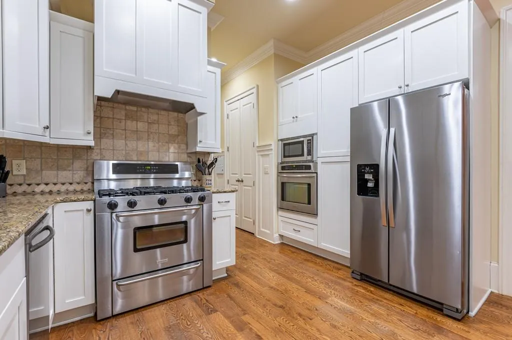 148 Spruell Springs Road Ne, Atlanta, Georgia 30342, 4 Bedrooms Bedrooms, ,3 BathroomsBathrooms,Residential,Sold,148 Spruell Springs Road Ne,6827863