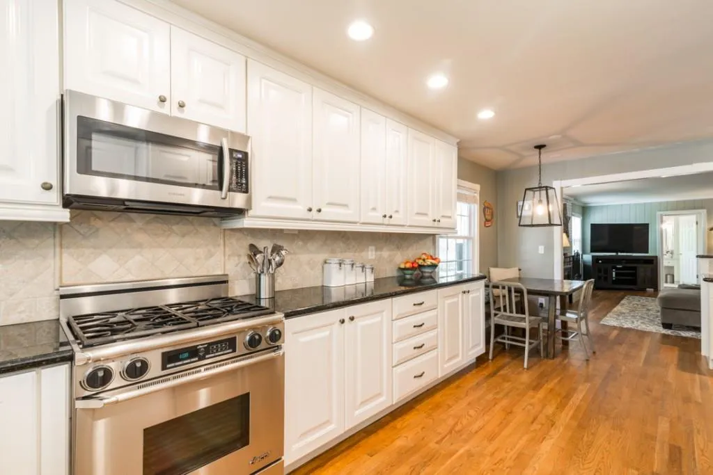 7225 Selkirk Drive, Sandy Springs, Georgia 30328, 5 Bedrooms Bedrooms, ,3 BathroomsBathrooms,Residential,Sold,7225 Selkirk Drive,5837334