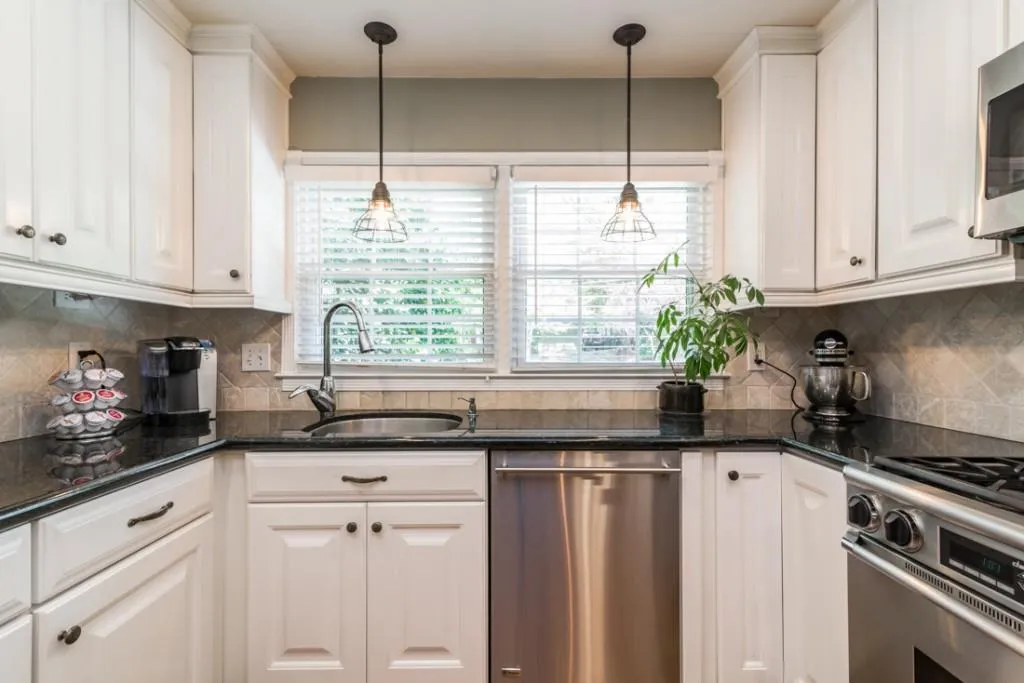 7225 Selkirk Drive, Sandy Springs, Georgia 30328, 5 Bedrooms Bedrooms, ,3 BathroomsBathrooms,Residential,Sold,7225 Selkirk Drive,5837334