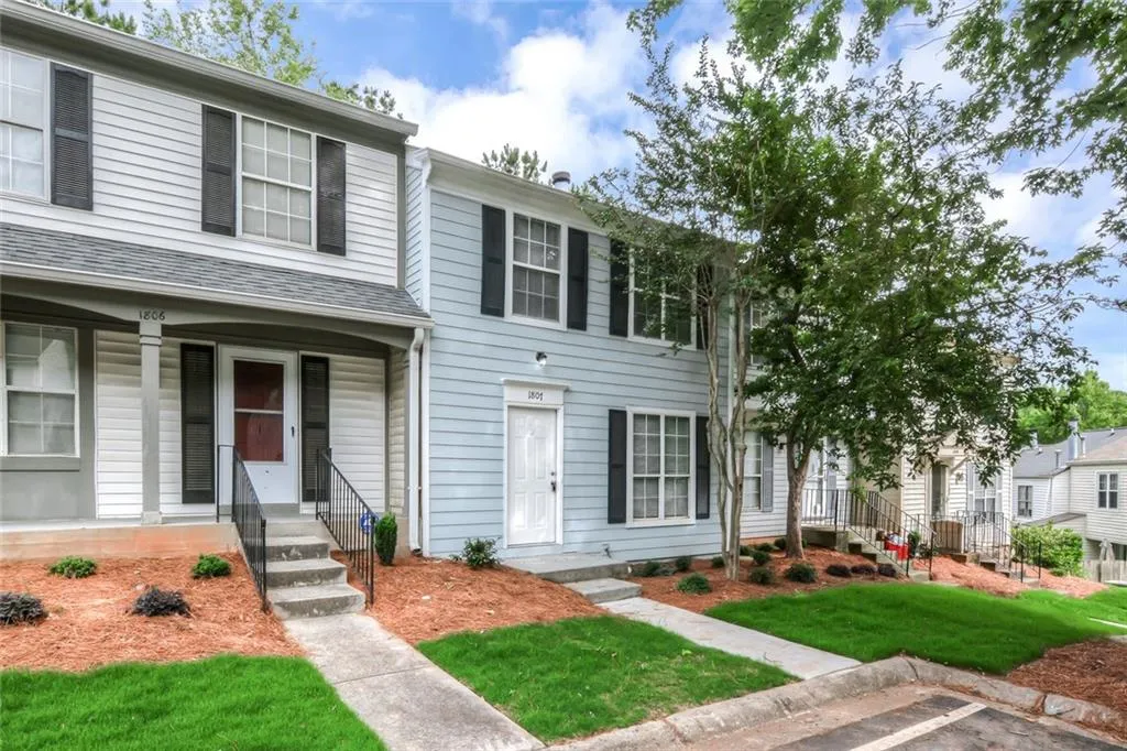 1807 Queen Anne Court Unit 1807, Atlanta, Georgia 30350, 3 Bedrooms Bedrooms, ,2 BathroomsBathrooms,Residential,Sold,1807 Queen Anne Court Unit 1807,6016145