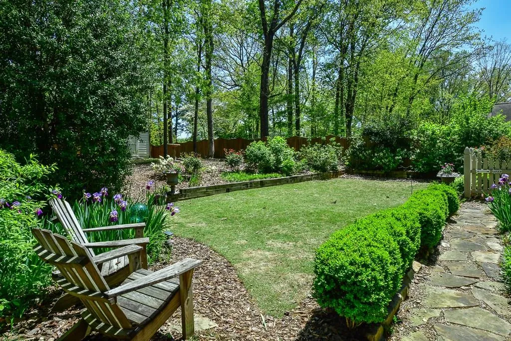 7185 Dunhill Terrace, Sandy Springs, Georgia 30328, 4 Bedrooms Bedrooms, ,2 BathroomsBathrooms,Residential,Sold,7185 Dunhill Terrace,6002090