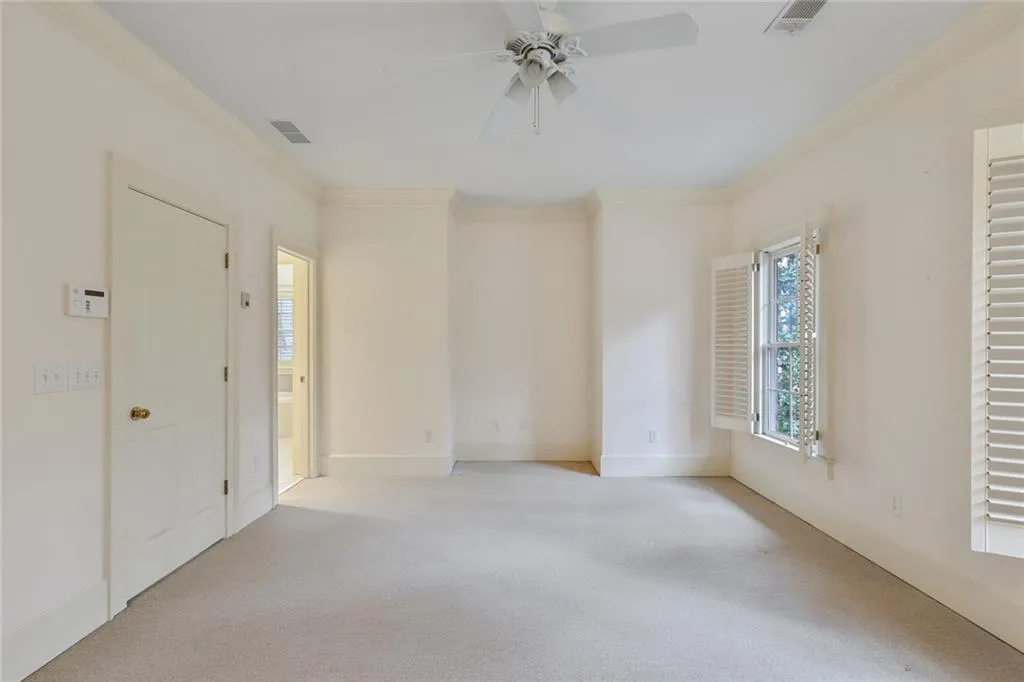 610 W Northway Lane, Sandy Springs, Georgia 30342, 3 Bedrooms Bedrooms, ,3 BathroomsBathrooms,Residential,Sold,610 W Northway Lane,7008134