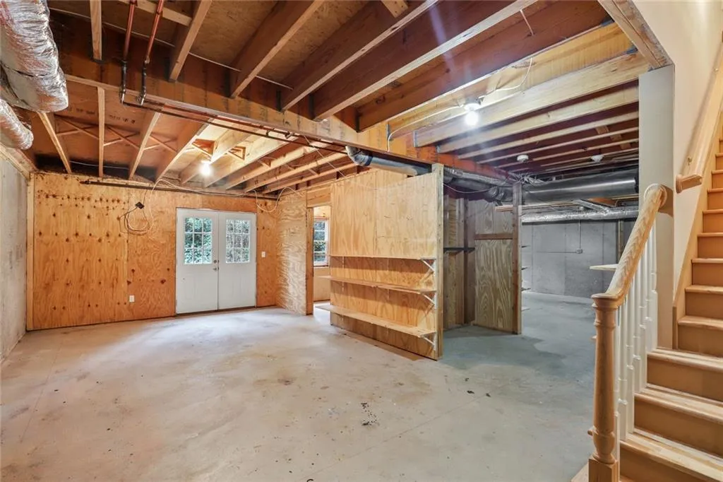 610 W Northway Lane, Sandy Springs, Georgia 30342, 3 Bedrooms Bedrooms, ,3 BathroomsBathrooms,Residential,Sold,610 W Northway Lane,7008134