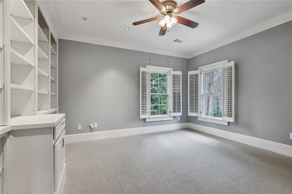 610 W Northway Lane, Sandy Springs, Georgia 30342, 3 Bedrooms Bedrooms, ,3 BathroomsBathrooms,Residential,Sold,610 W Northway Lane,7008134