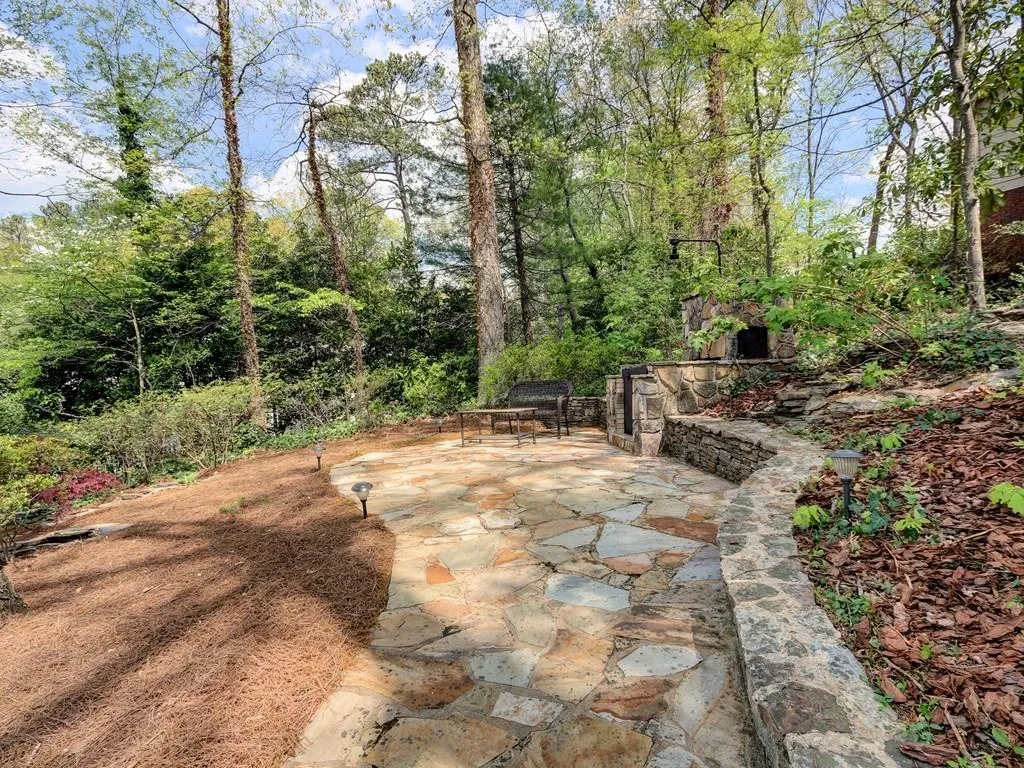 7235 Wynhill Drive, Sandy Springs, Georgia 30328, 5 Bedrooms Bedrooms, ,3 BathroomsBathrooms,Residential,Sold,7235 Wynhill Drive,5834657