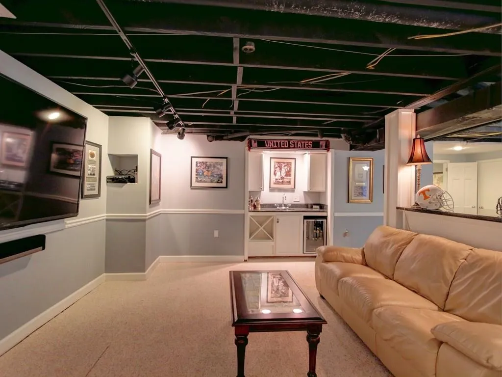 7235 Wynhill Drive, Sandy Springs, Georgia 30328, 5 Bedrooms Bedrooms, ,3 BathroomsBathrooms,Residential,Sold,7235 Wynhill Drive,5834657