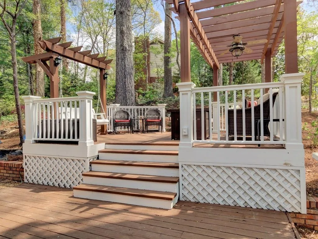 7235 Wynhill Drive, Sandy Springs, Georgia 30328, 5 Bedrooms Bedrooms, ,3 BathroomsBathrooms,Residential,Sold,7235 Wynhill Drive,5834657