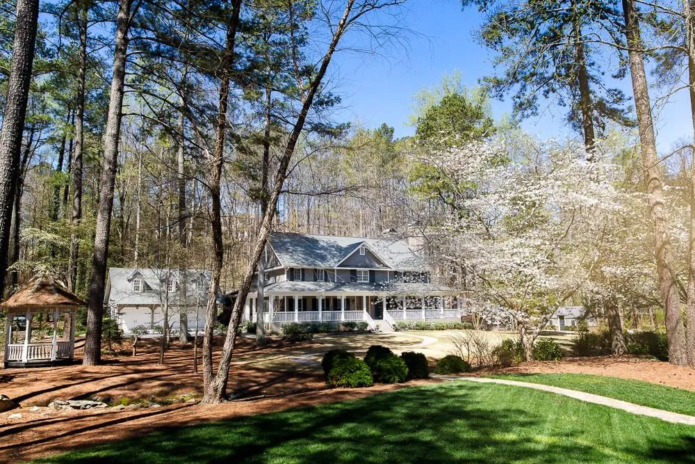 7000 Riverside Drive, Sandy Springs, Georgia 30328, 4 Bedrooms Bedrooms, ,4 BathroomsBathrooms,Residential,Sold,7000 Riverside Drive,5731812