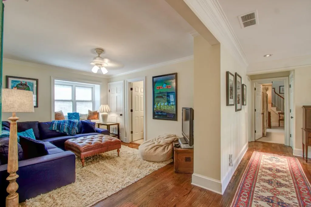 7000 Riverside Drive, Sandy Springs, Georgia 30328, 4 Bedrooms Bedrooms, ,4 BathroomsBathrooms,Residential,Sold,7000 Riverside Drive,5731812