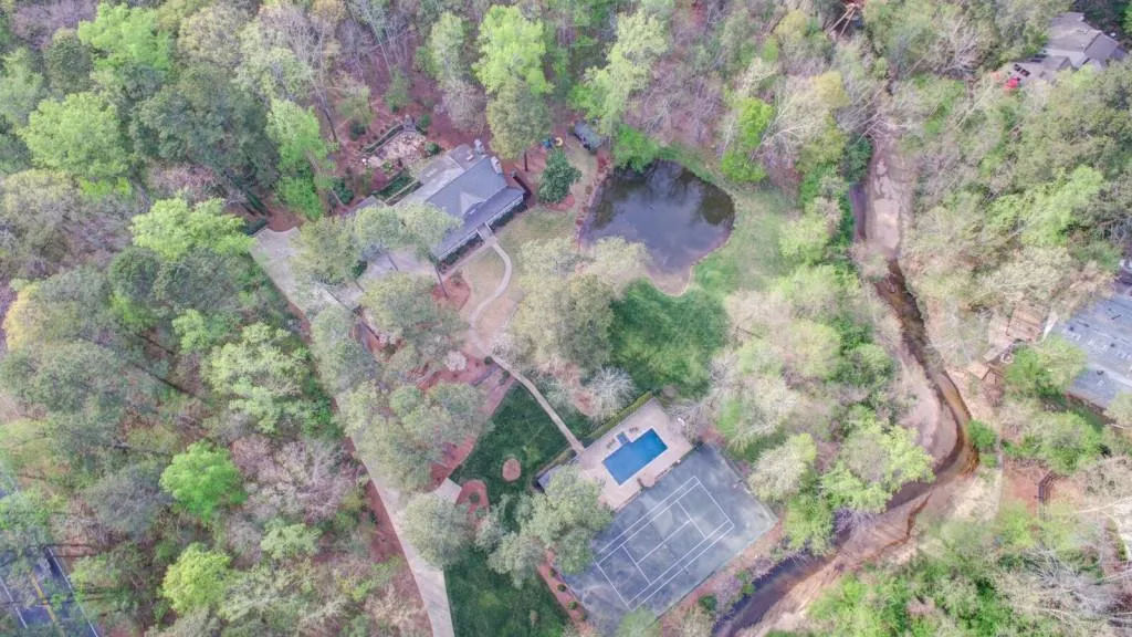 7000 Riverside Drive, Sandy Springs, Georgia 30328, 4 Bedrooms Bedrooms, ,4 BathroomsBathrooms,Residential,Sold,7000 Riverside Drive,5731812