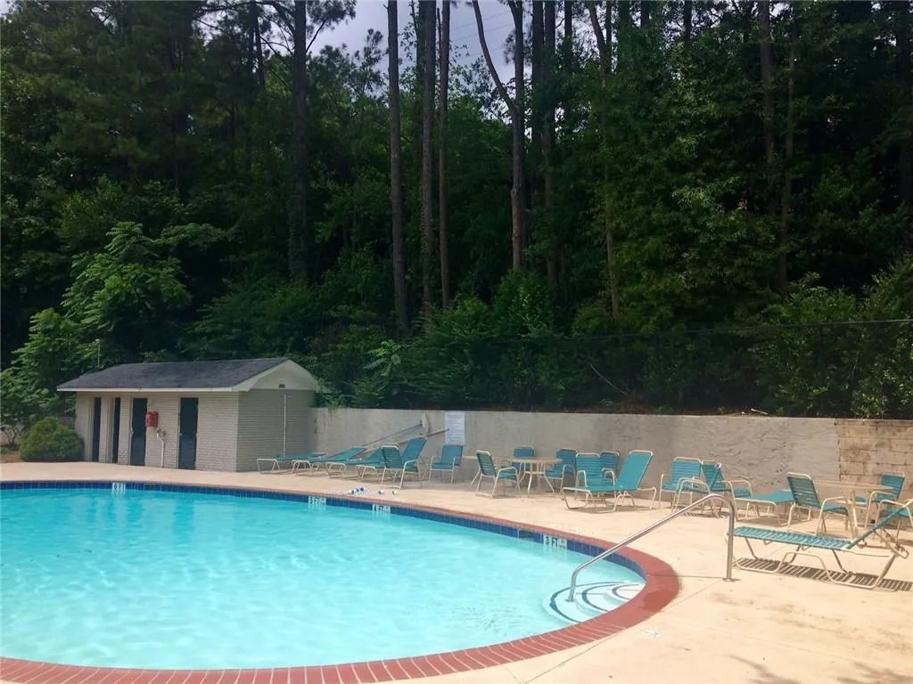 6940 Roswell Road Unit 20c, Atlanta, Georgia 30328, 2 Bedrooms Bedrooms, ,1 BathroomBathrooms,Residential,Sold,6940 Roswell Road Unit 20c,5876689