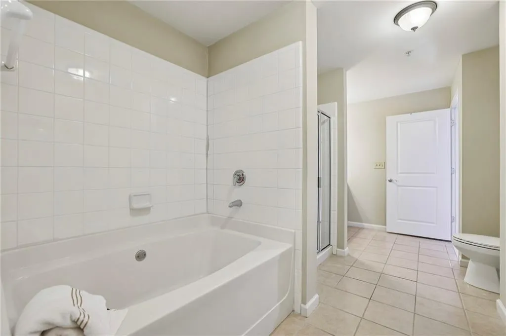 3040 Peachtree Road Nw Unit 606, Atlanta, Georgia 30305, 1 Bedroom Bedrooms, 0 ,1 BathroomBathrooms,Residential,For Sale,3040 Peachtree Road Nw Unit 606,7707635