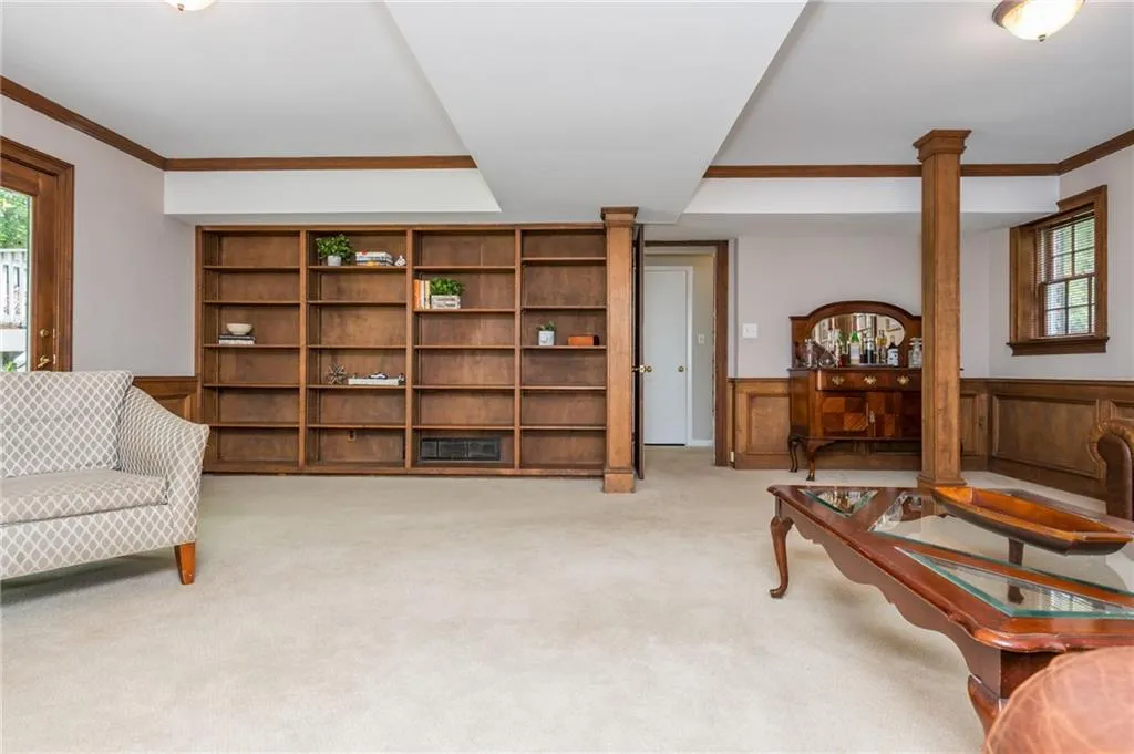 6505 Whispering Lane, Atlanta, Georgia 30328, 4 Bedrooms Bedrooms, ,3 BathroomsBathrooms,Residential,Sold,6505 Whispering Lane,7584341