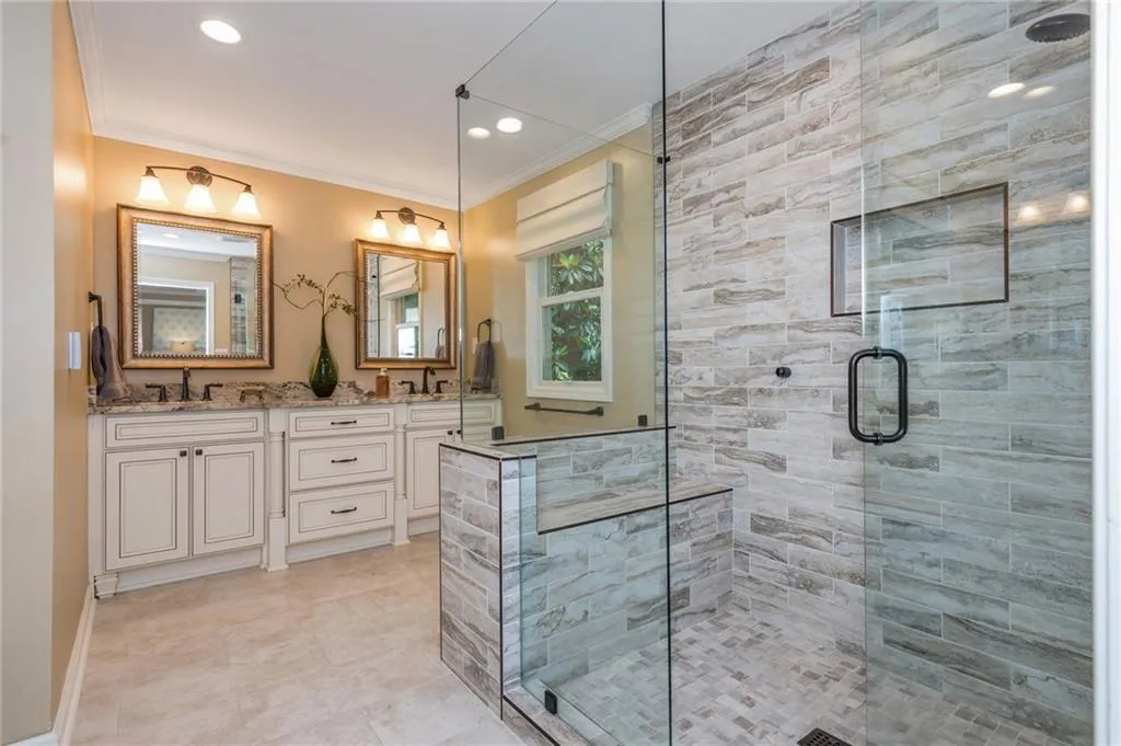 6505 Whispering Lane, Atlanta, Georgia 30328, 4 Bedrooms Bedrooms, ,3 BathroomsBathrooms,Residential,Sold,6505 Whispering Lane,7584341