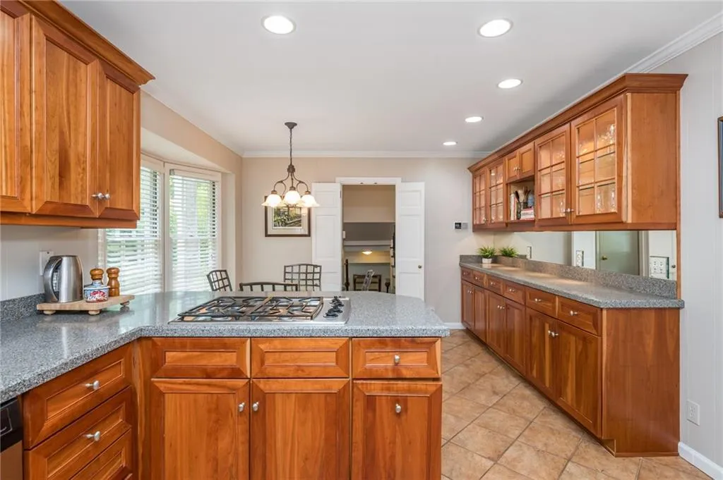 6505 Whispering Lane, Atlanta, Georgia 30328, 4 Bedrooms Bedrooms, ,3 BathroomsBathrooms,Residential,Sold,6505 Whispering Lane,7584341