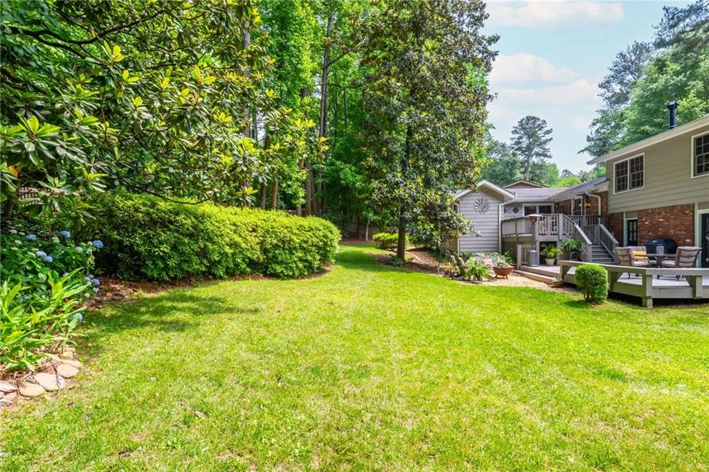 6505 Whispering Lane, Atlanta, Georgia 30328, 4 Bedrooms Bedrooms, ,3 BathroomsBathrooms,Residential,Sold,6505 Whispering Lane,7584341