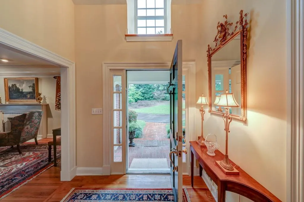 210 Mount Paran Road, Atlanta, Georgia 30327, 4 Bedrooms Bedrooms, ,3 BathroomsBathrooms,Residential,Sold,210 Mount Paran Road,6782373