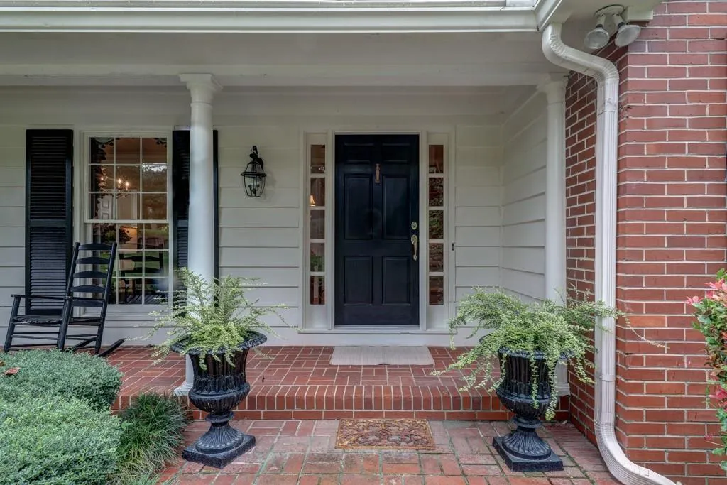 210 Mount Paran Road, Atlanta, Georgia 30327, 4 Bedrooms Bedrooms, ,3 BathroomsBathrooms,Residential,Sold,210 Mount Paran Road,6782373