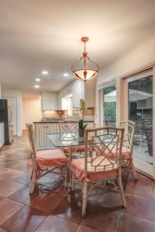 210 Mount Paran Road, Atlanta, Georgia 30327, 4 Bedrooms Bedrooms, ,3 BathroomsBathrooms,Residential,Sold,210 Mount Paran Road,6782373