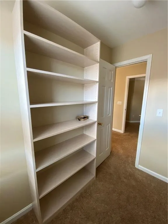 7826 Welsford Point, Sandy Springs, Georgia 30350, 3 Bedrooms Bedrooms, ,3 BathroomsBathrooms,Residential,Sold,7826 Welsford Point,6932277