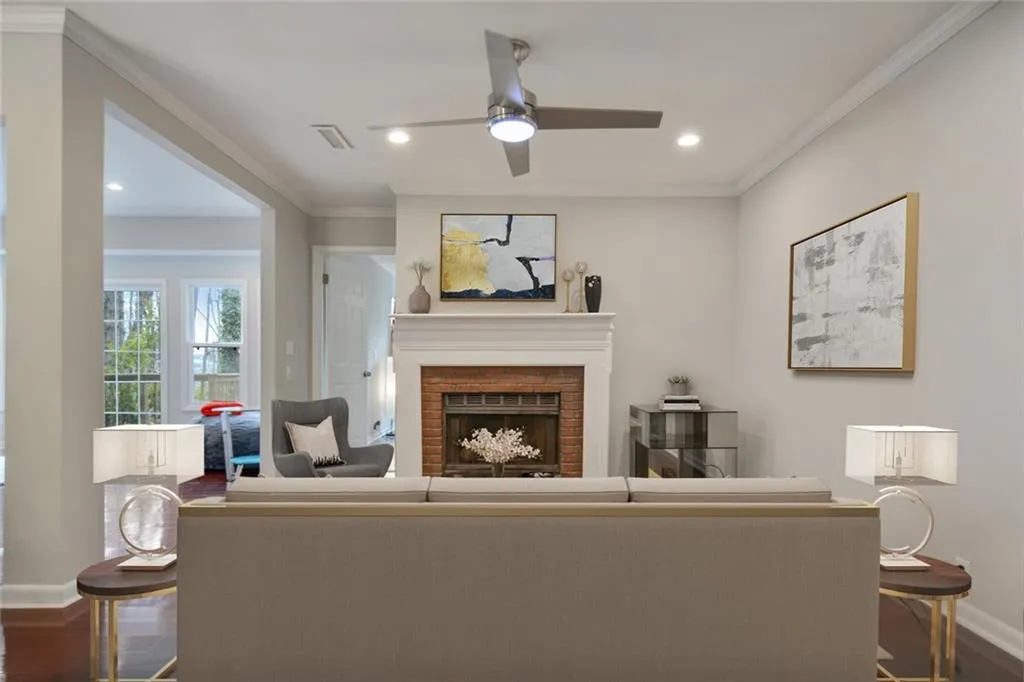 88 Dunwoody Springs Drive, Sandy Springs, Georgia 30328, 2 Bedrooms Bedrooms, ,2 BathroomsBathrooms,Residential,Sold,88 Dunwoody Springs Drive,6830791