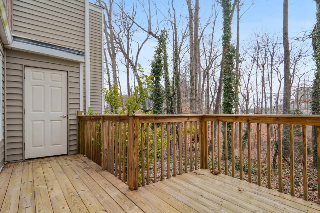 88 Dunwoody Springs Drive, Sandy Springs, Georgia 30328, 2 Bedrooms Bedrooms, ,2 BathroomsBathrooms,Residential,Sold,88 Dunwoody Springs Drive,6830791