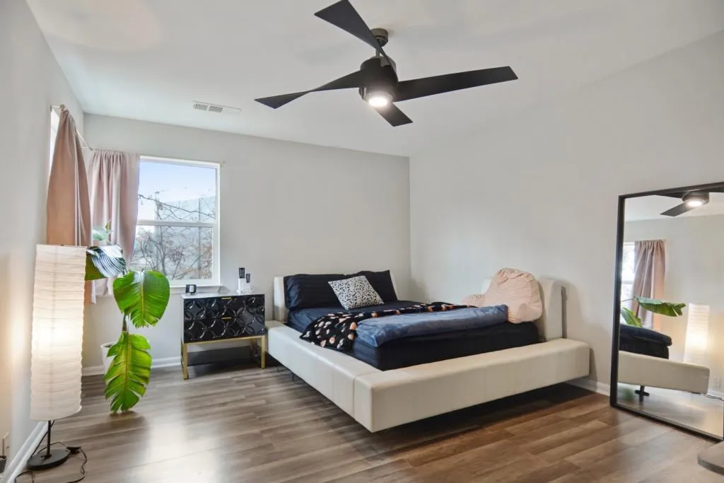 88 Dunwoody Springs Drive, Sandy Springs, Georgia 30328, 2 Bedrooms Bedrooms, ,2 BathroomsBathrooms,Residential,Sold,88 Dunwoody Springs Drive,6830791