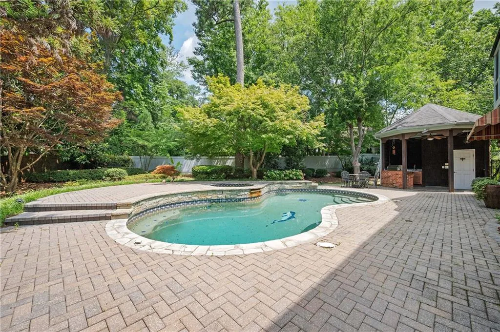 1006 Arbor Trace Ne, Atlanta, Georgia 30319, 4 Bedrooms Bedrooms, ,4 BathroomsBathrooms,Residential,For Sale,1006 Arbor Trace Ne,7603871