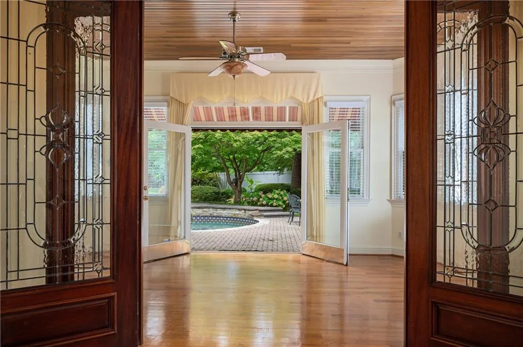 Glass doors to sunroom