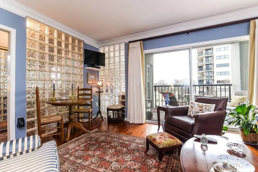 275 13th Street Ne Unit 706, Atlanta, Georgia 30309, 1 Bedroom Bedrooms, ,1 BathroomBathrooms,Residential,Sold,275 13th Street Ne Unit 706,5810237