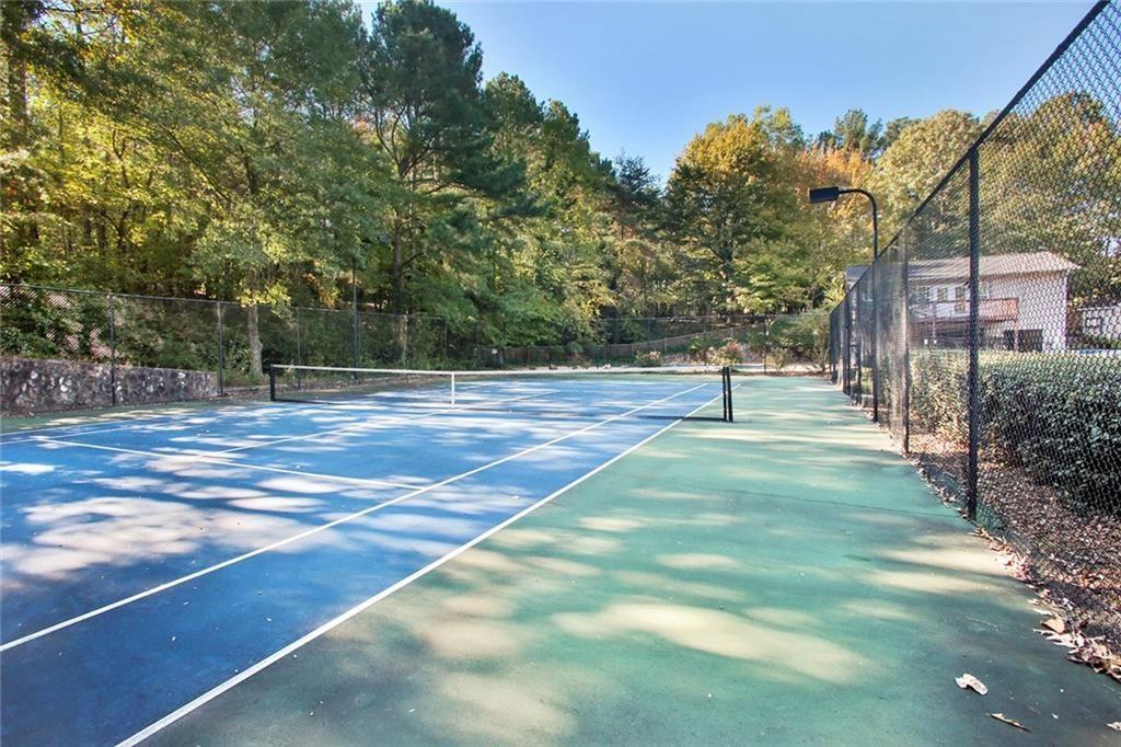204 Masons Creek Circle, Sandy Springs, Georgia 30350, 2 Bedrooms Bedrooms, ,2 BathroomsBathrooms,Residential,Sold,204 Masons Creek Circle,7339783