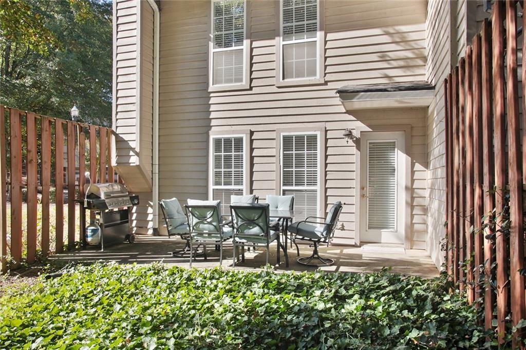 204 Masons Creek Circle, Sandy Springs, Georgia 30350, 2 Bedrooms Bedrooms, ,2 BathroomsBathrooms,Residential,Sold,204 Masons Creek Circle,7339783