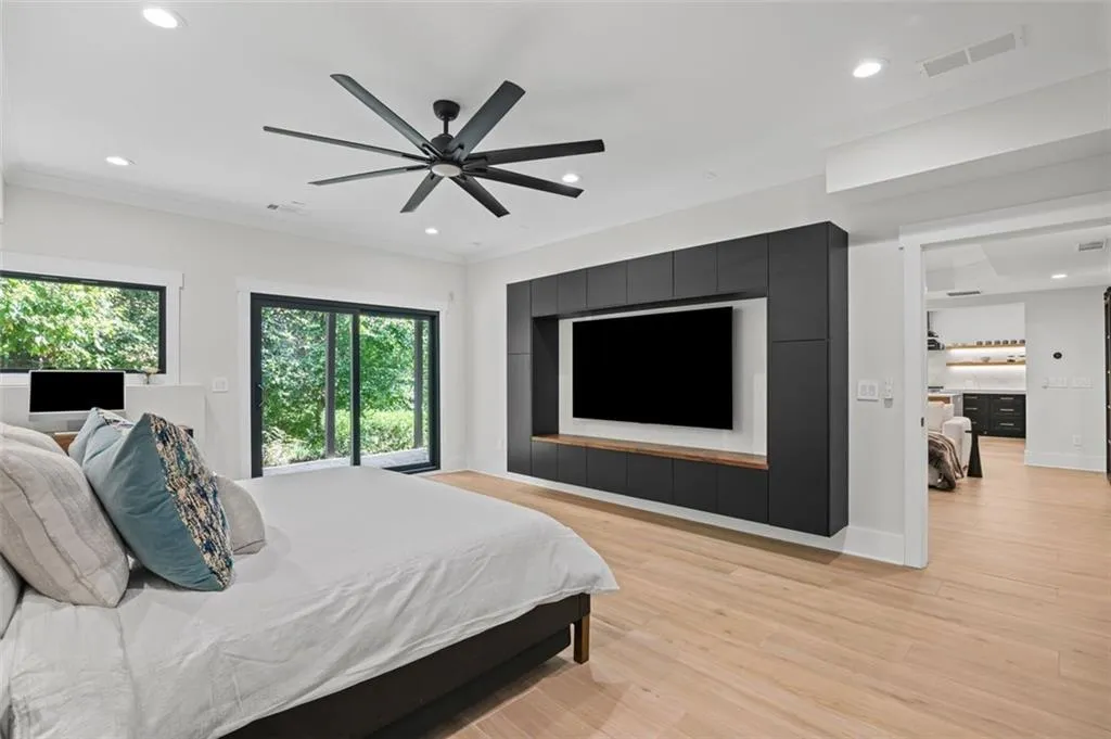 1735 High Trail, Atlanta, Georgia 30339, 6 Bedrooms Bedrooms, ,7 BathroomsBathrooms,Residential,For Sale,1735 High Trail,7670702