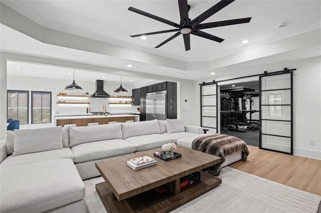 1735 High Trail, Atlanta, Georgia 30339, 6 Bedrooms Bedrooms, ,7 BathroomsBathrooms,Residential,For Sale,1735 High Trail,7670702