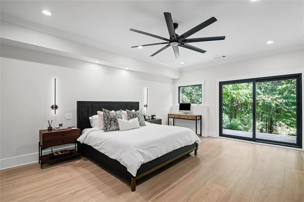 1735 High Trail, Atlanta, Georgia 30339, 6 Bedrooms Bedrooms, ,7 BathroomsBathrooms,Residential,For Sale,1735 High Trail,7670702