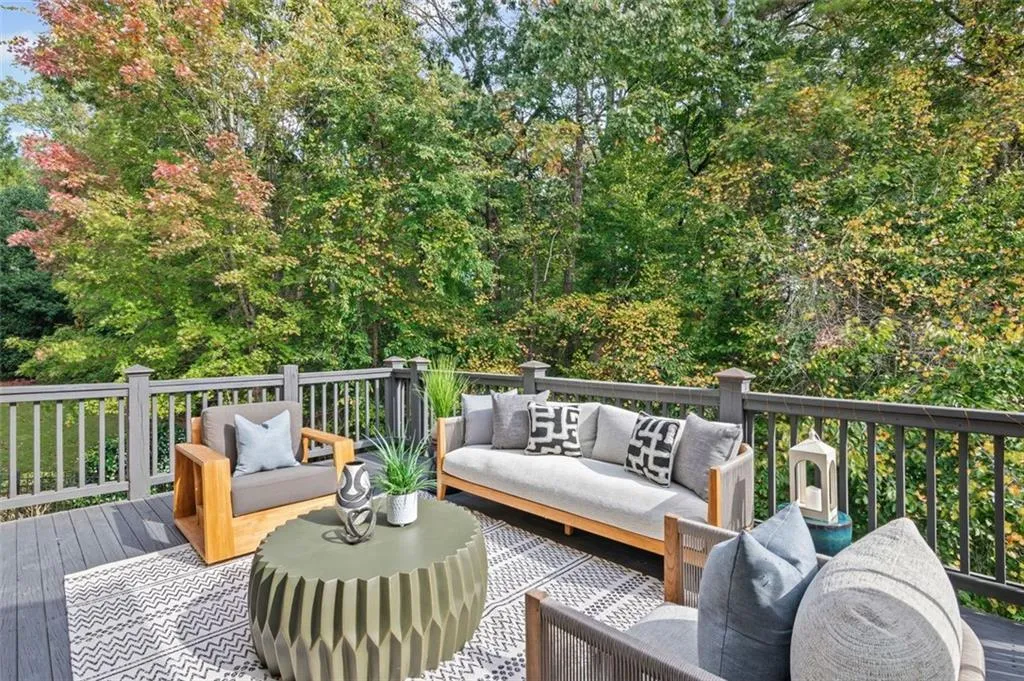 1735 High Trail, Atlanta, Georgia 30339, 6 Bedrooms Bedrooms, ,7 BathroomsBathrooms,Residential,For Sale,1735 High Trail,7670702