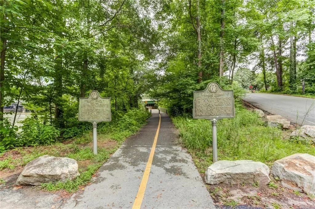 1735 High Trail, Atlanta, Georgia 30339, 6 Bedrooms Bedrooms, ,7 BathroomsBathrooms,Residential,For Sale,1735 High Trail,7670702