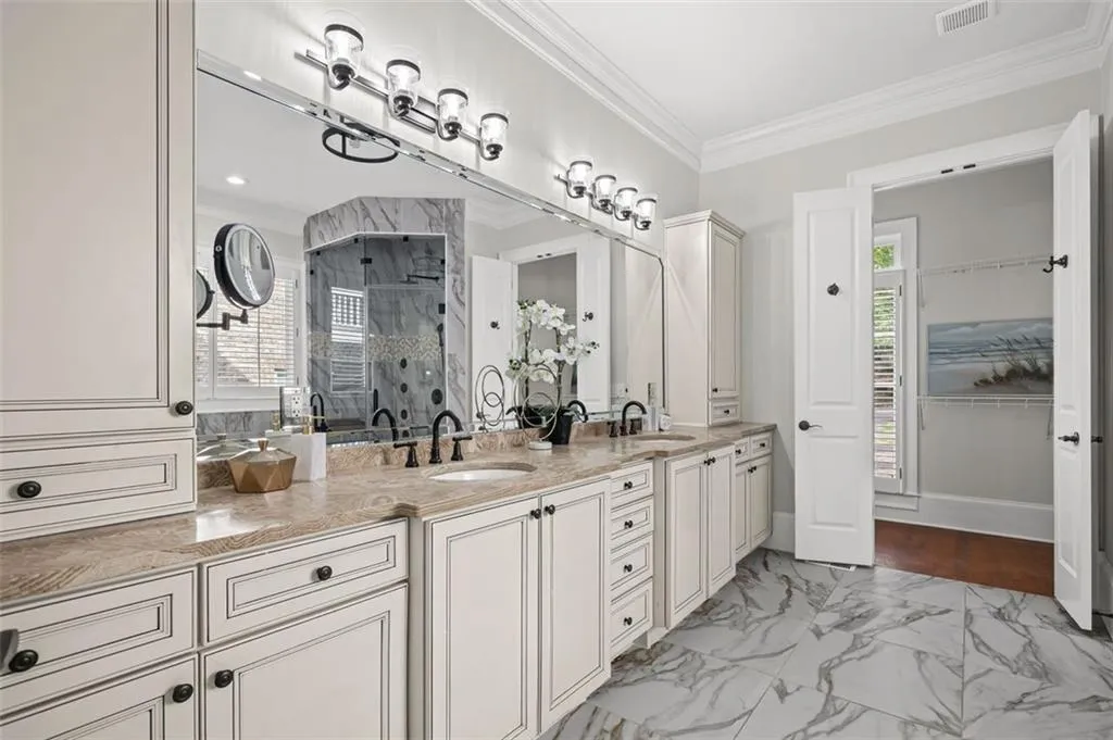 1735 High Trail, Atlanta, Georgia 30339, 6 Bedrooms Bedrooms, ,7 BathroomsBathrooms,Residential,For Sale,1735 High Trail,7670702